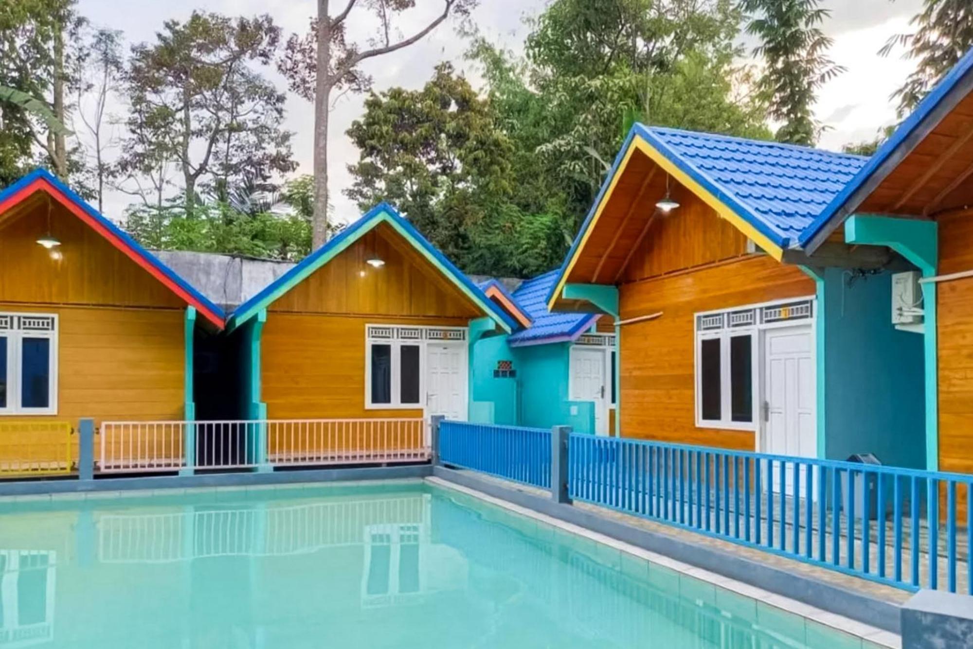 Reddoorz At Villa Waterfun Favour Pagar Alam Pagaralam Eksteriør bilde